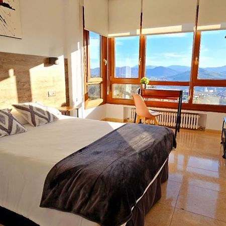 Hotel Artxanda Bilbao, Parking Gratuito En El Exterior Junto Al Hotel (Adults Only) Luaran gambar