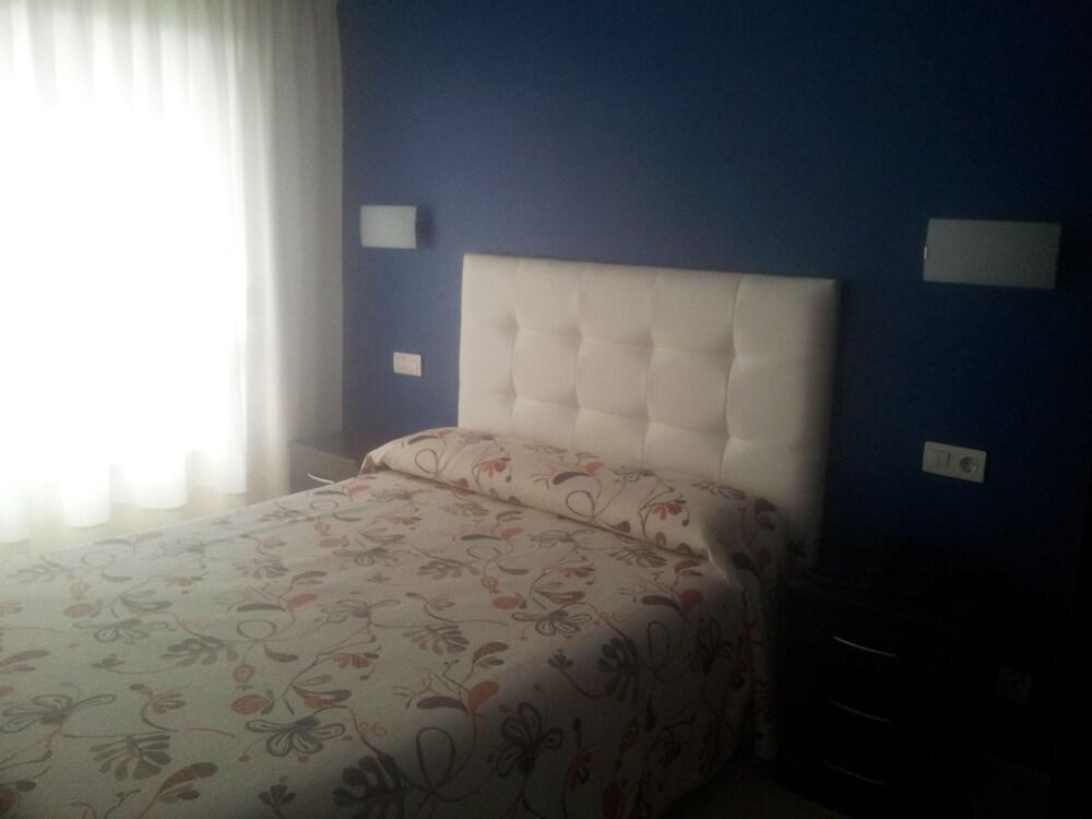 Hotel Artxanda Bilbao, Parking Gratuito En El Exterior Junto Al Hotel (Adults Only) Luaran gambar