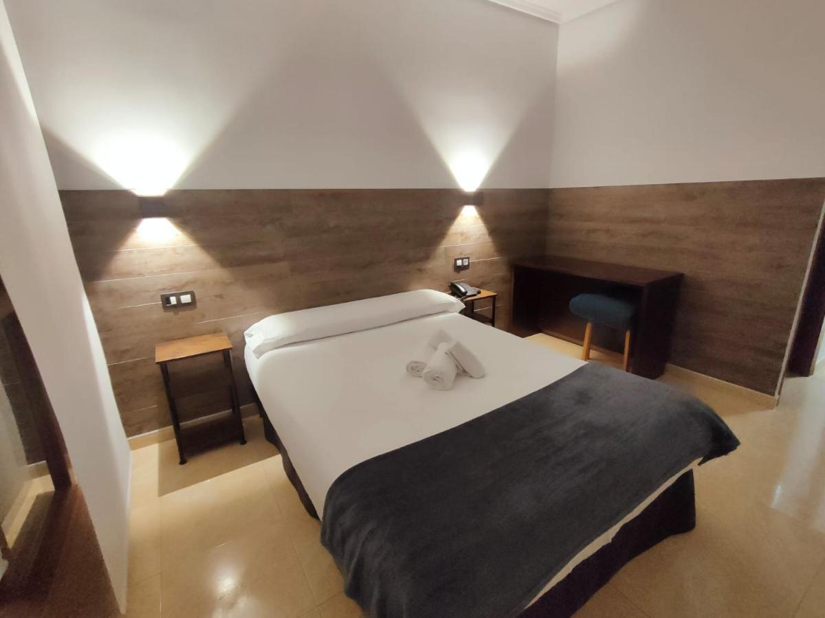 Hotel Artxanda Bilbao, Parking Gratuito En El Exterior Junto Al Hotel (Adults Only) Luaran gambar