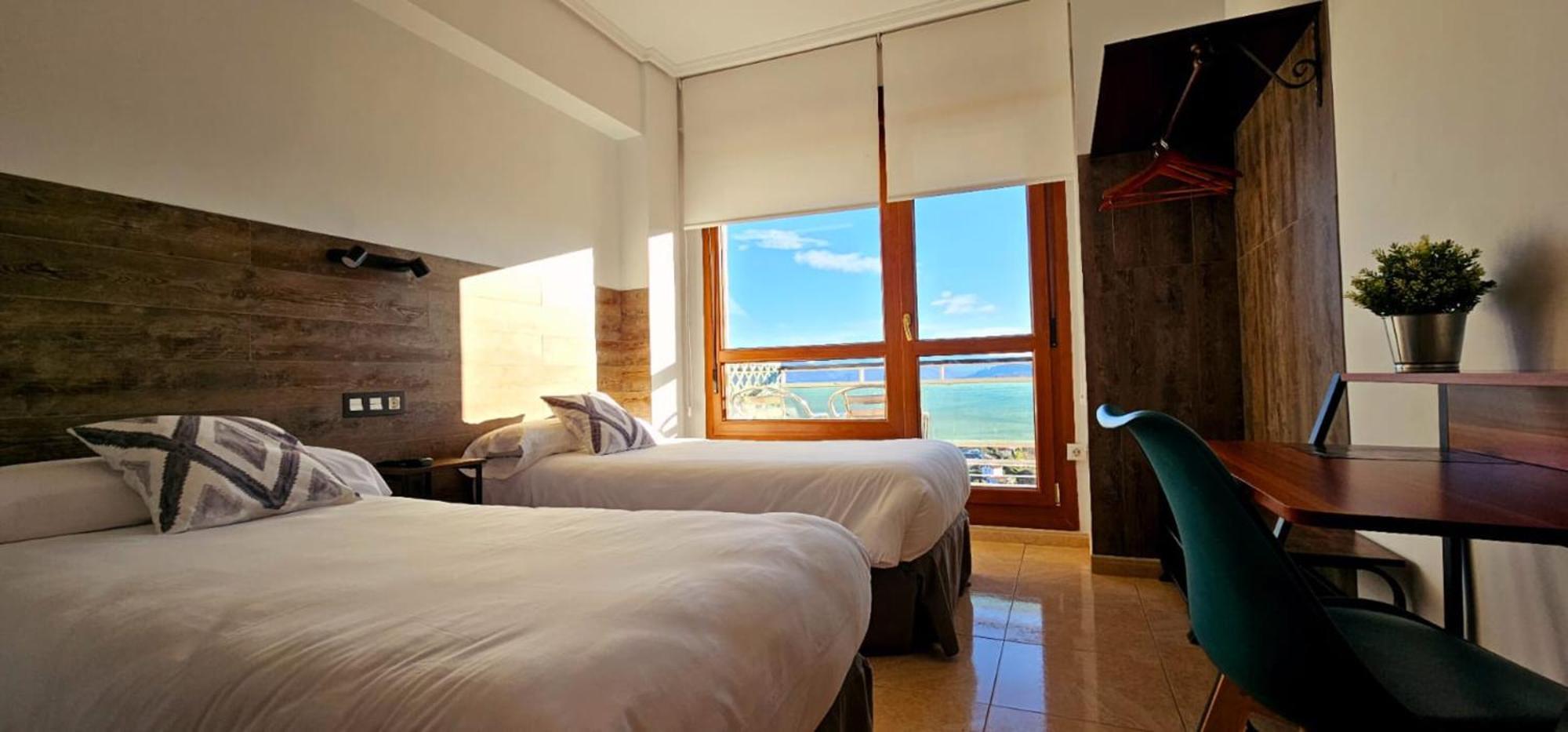 Hotel Artxanda Bilbao, Parking Gratuito En El Exterior Junto Al Hotel (Adults Only) Luaran gambar